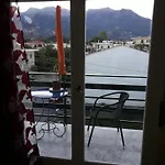 Hellas Palace Center Bed & Breakfast *