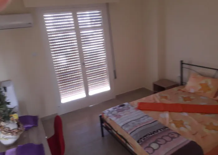 Hellas Palace Center 住宿加早餐酒店 斯巴达