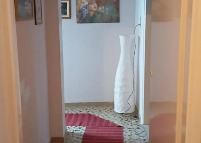 Hellas Palace Center *